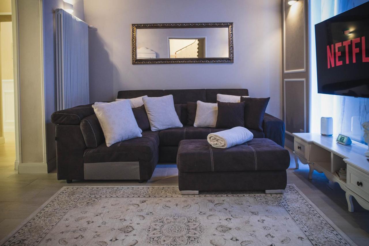 Belvedere Luxury Apartment, View On The Lucca Walls Exterior photo