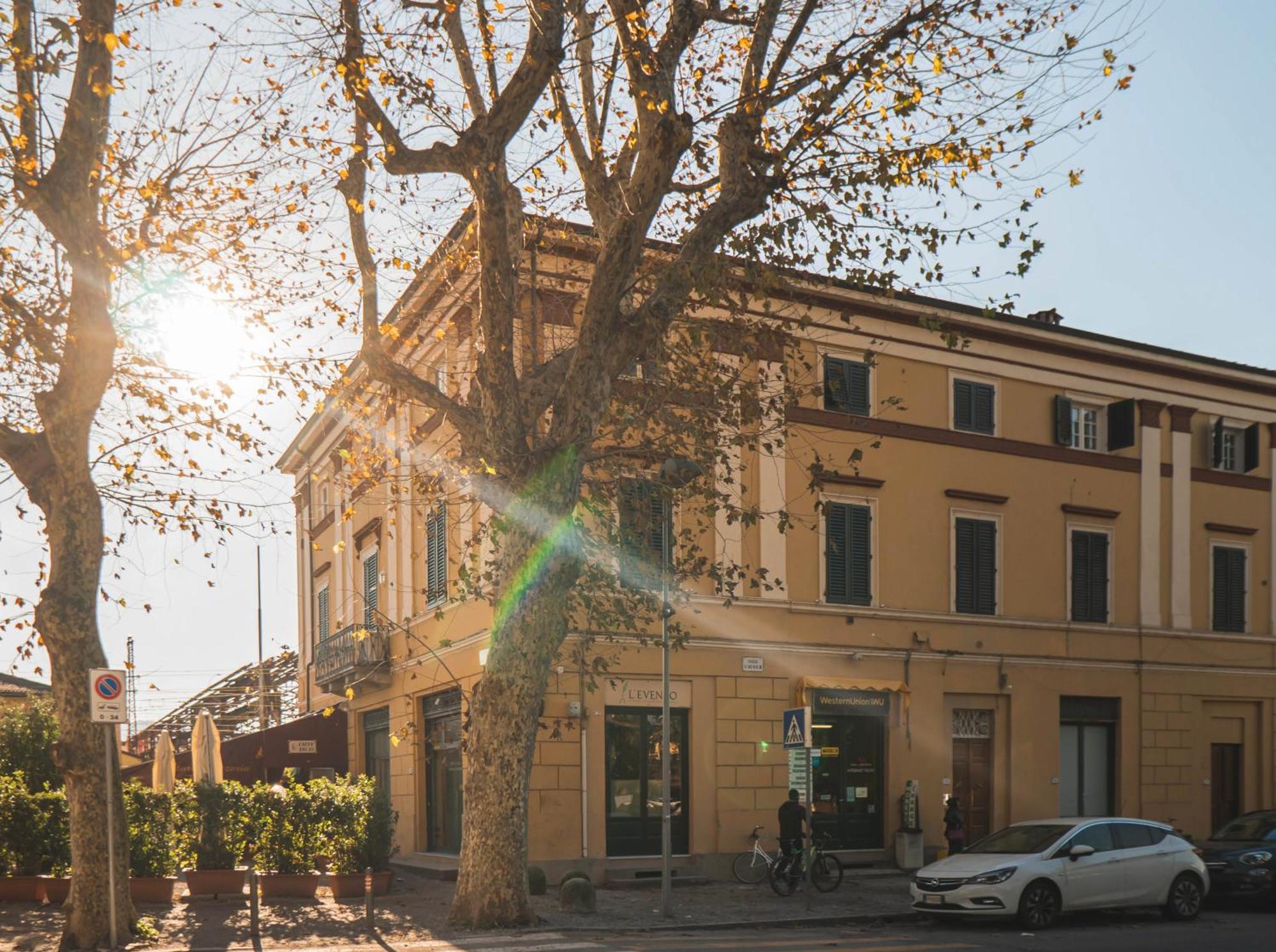 Belvedere Luxury Apartment, View On The Lucca Walls Exterior photo