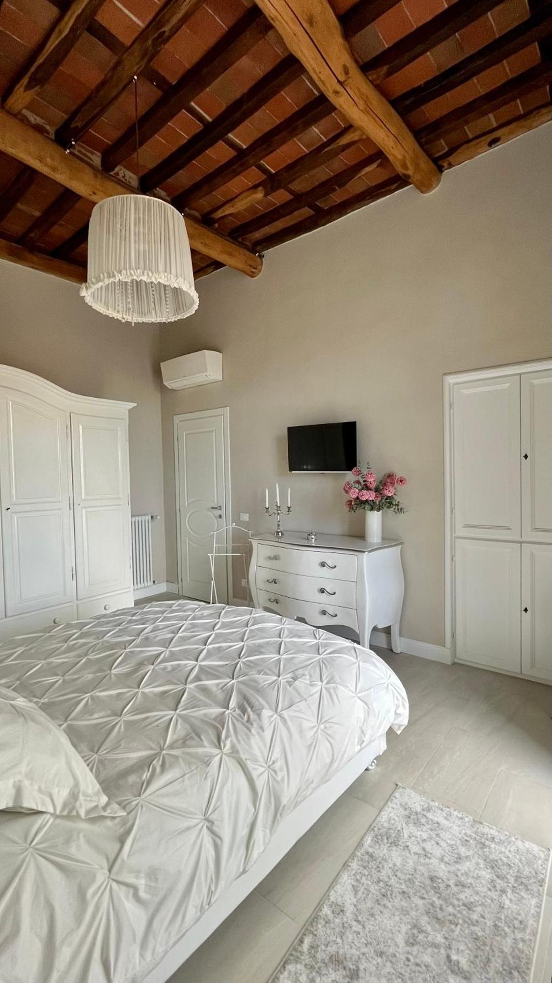 Belvedere Luxury Apartment, View On The Lucca Walls Exterior photo